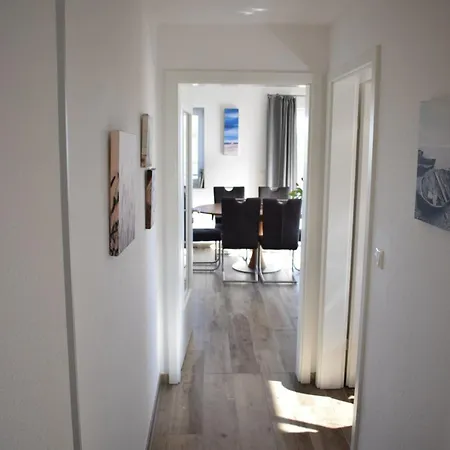Haus Jadehuus * Schweiburg